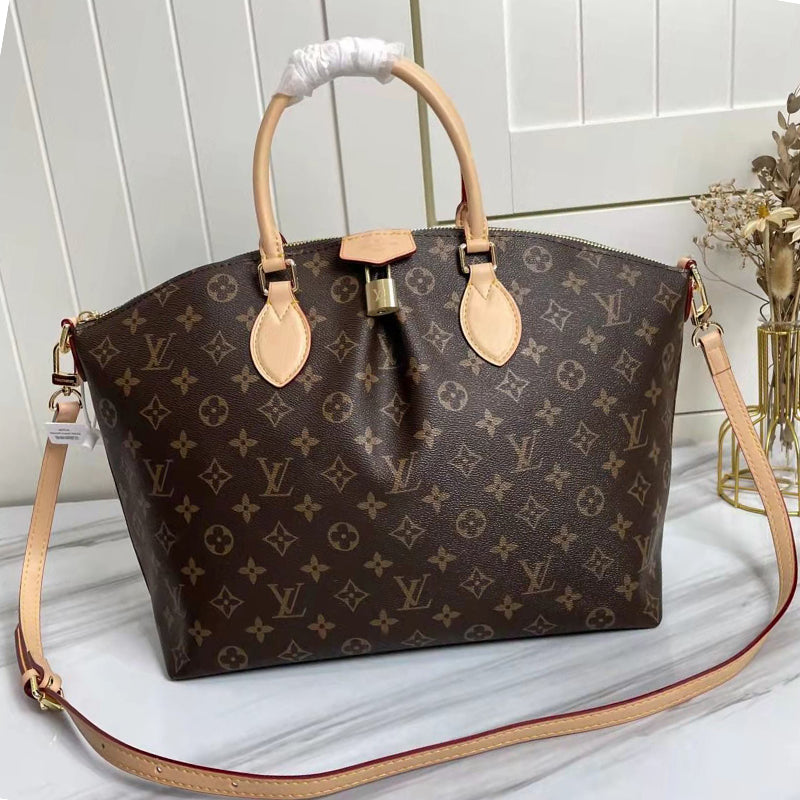 2EE1BDE Stylish leather bag