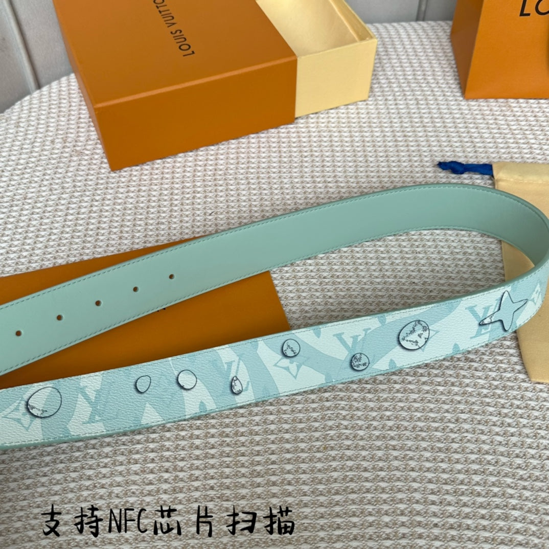 14E139PDE Stylish High quality leather belt With full package