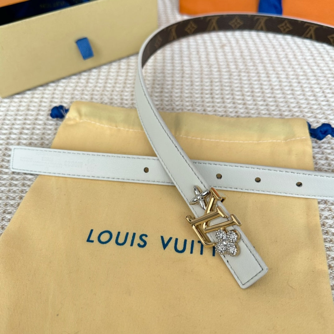 14E146PDE Stylish High quality belt With full package