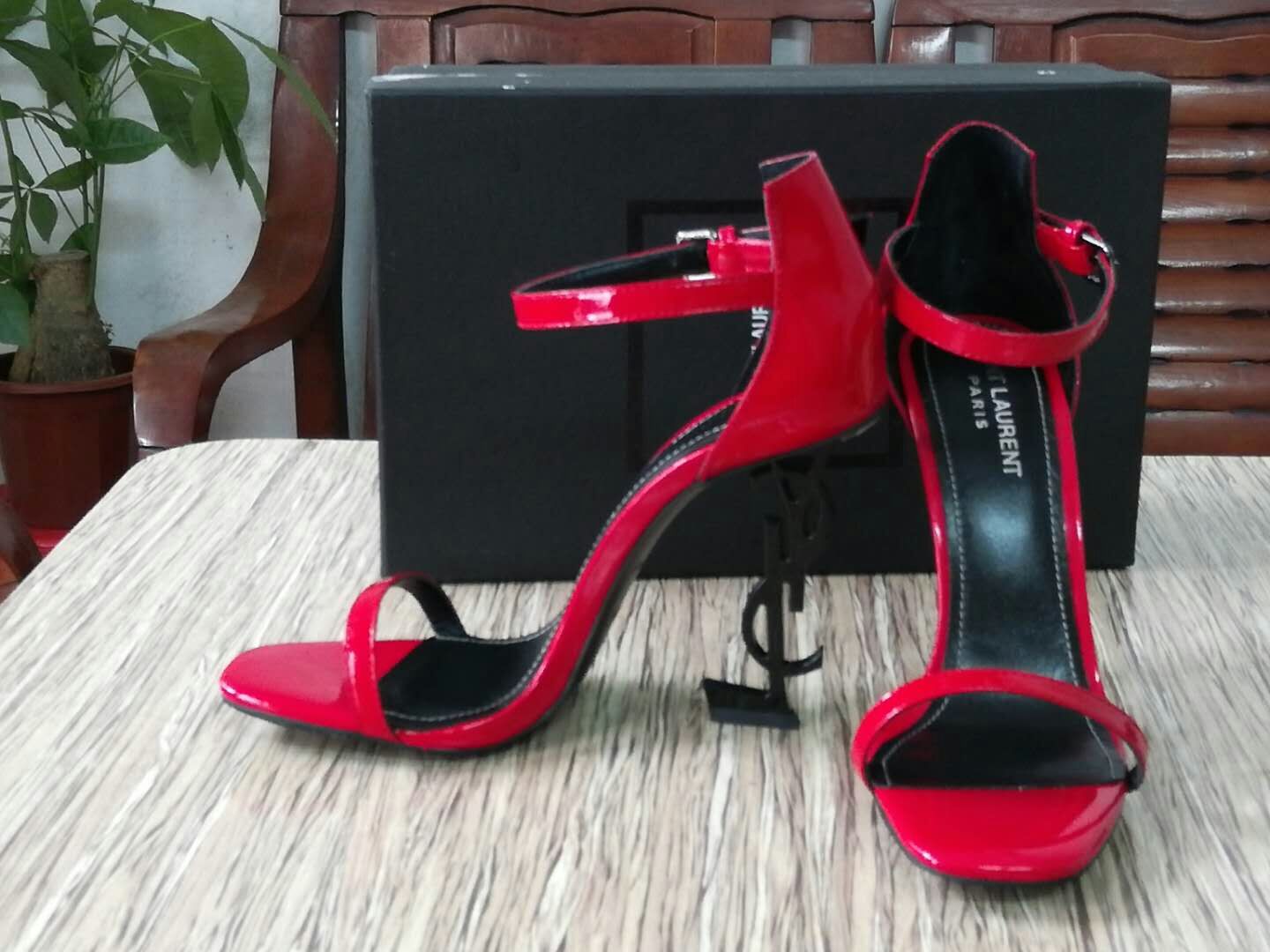 2XSL145ZDE Stylish leather high heels