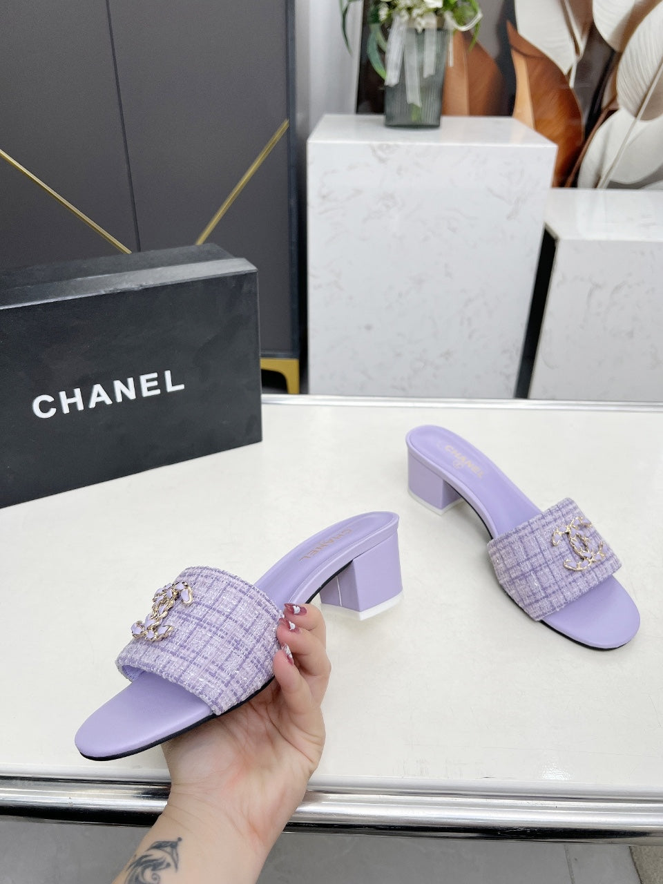 255QB30ZDE Stylish leather shoes