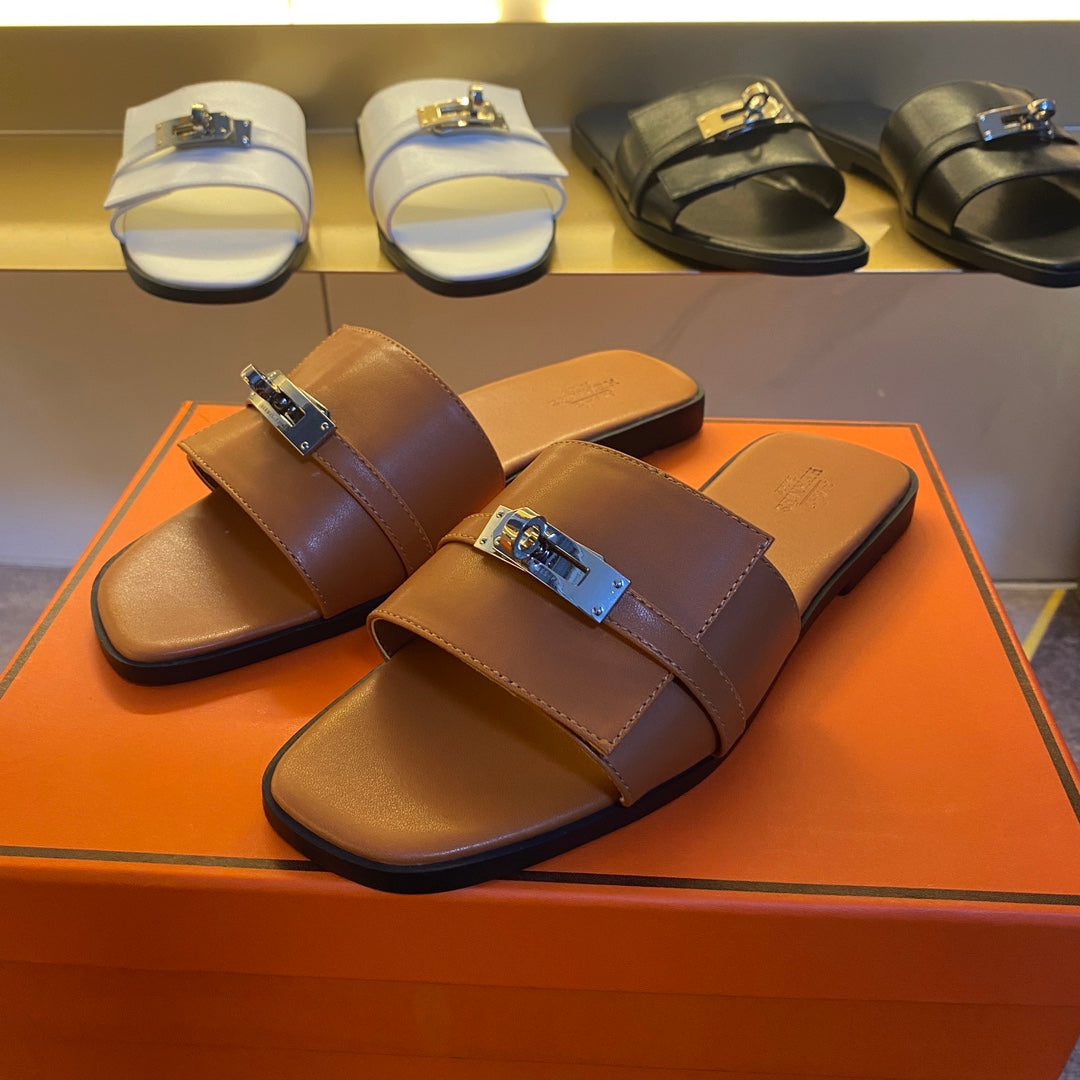 14H33ZDE Stylish slippers