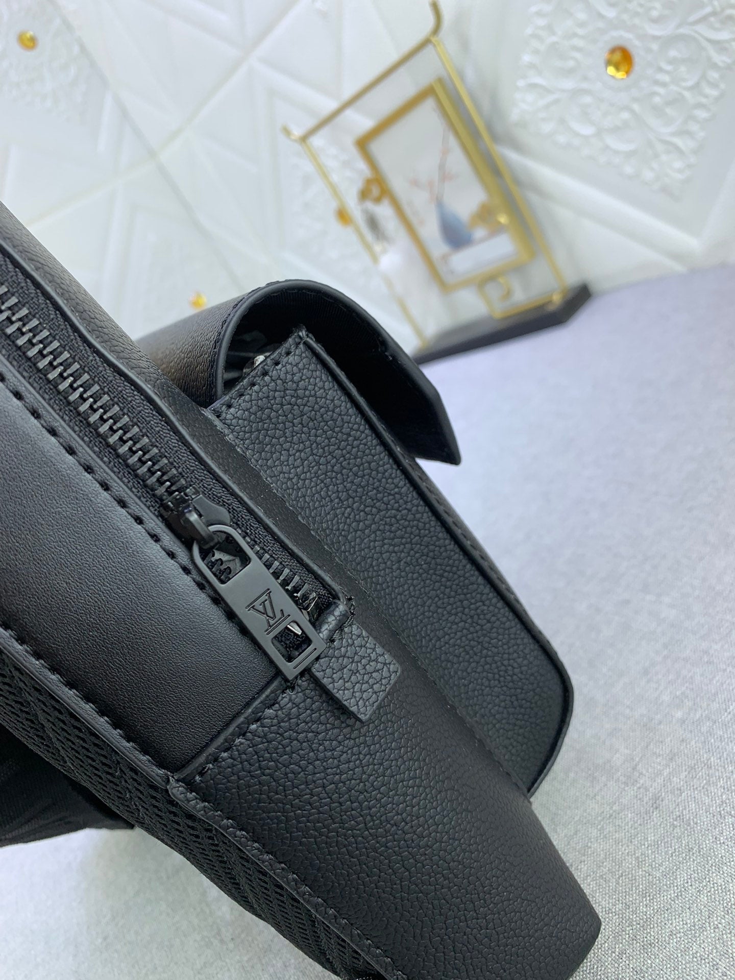 2XE339BDE Stylish leather bag