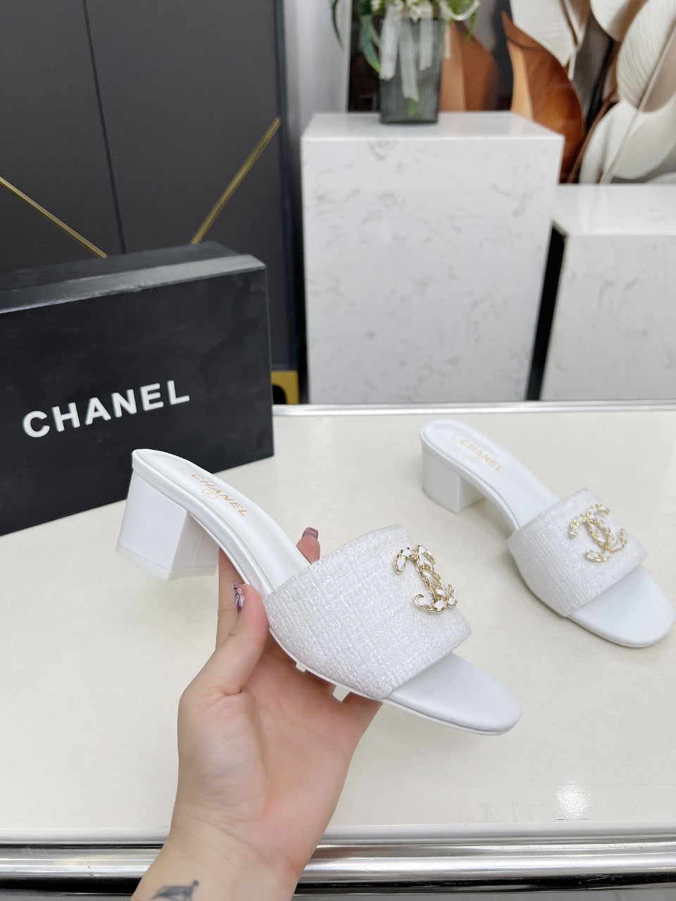 255QB30ZDE Stylish leather shoes
