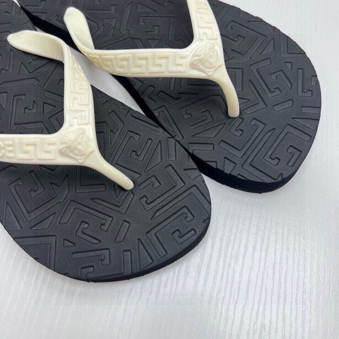 535ZV295ZDE Stylish Slippers