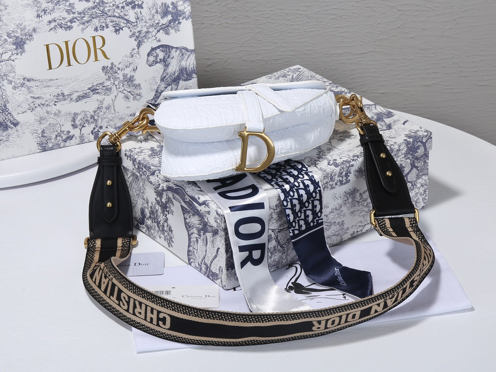5D14BDE Stylish leather bag