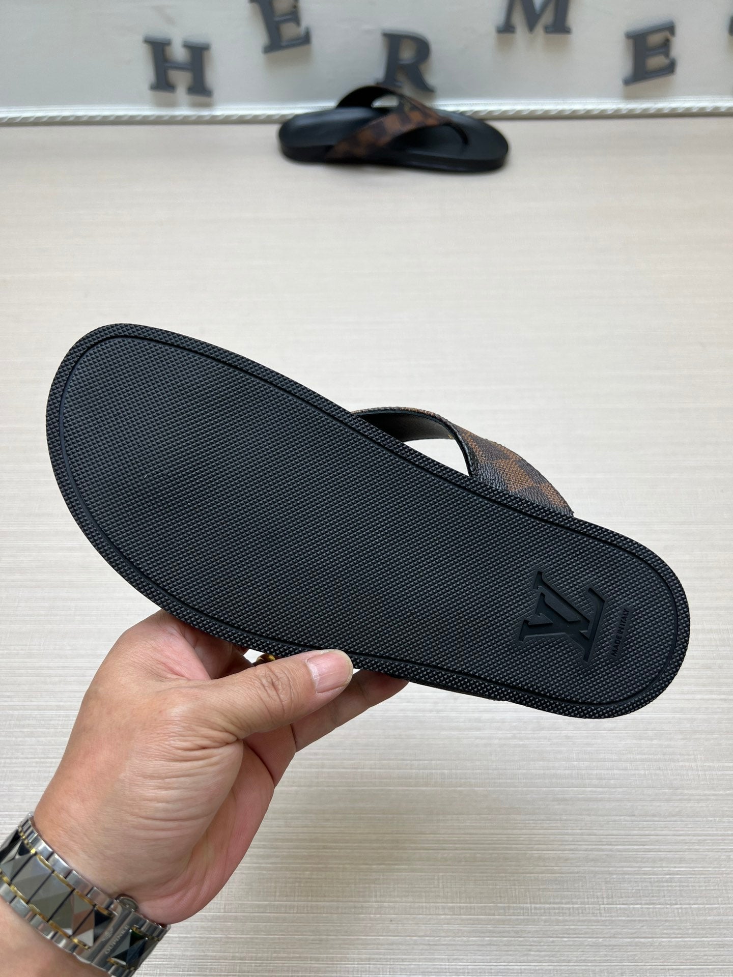 54E85ZDE Stylish slippers