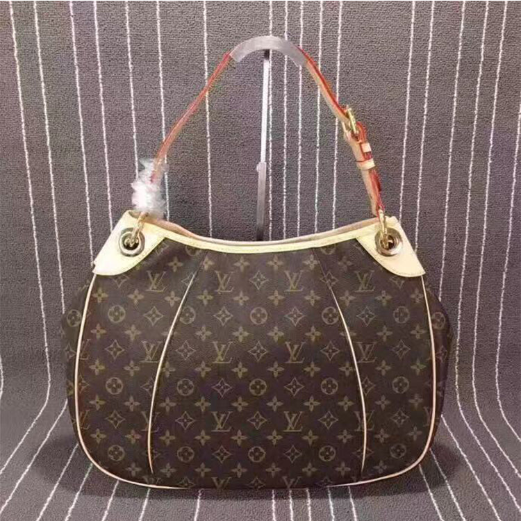 1E11BDE Stylish leather bag