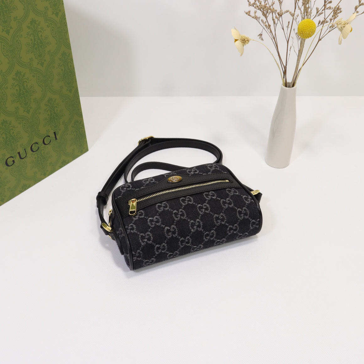 XB18BDE Stylish leather bag