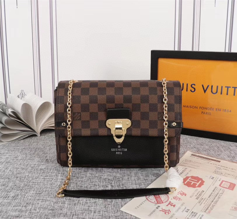 2XE52BDE Stylish leather bag