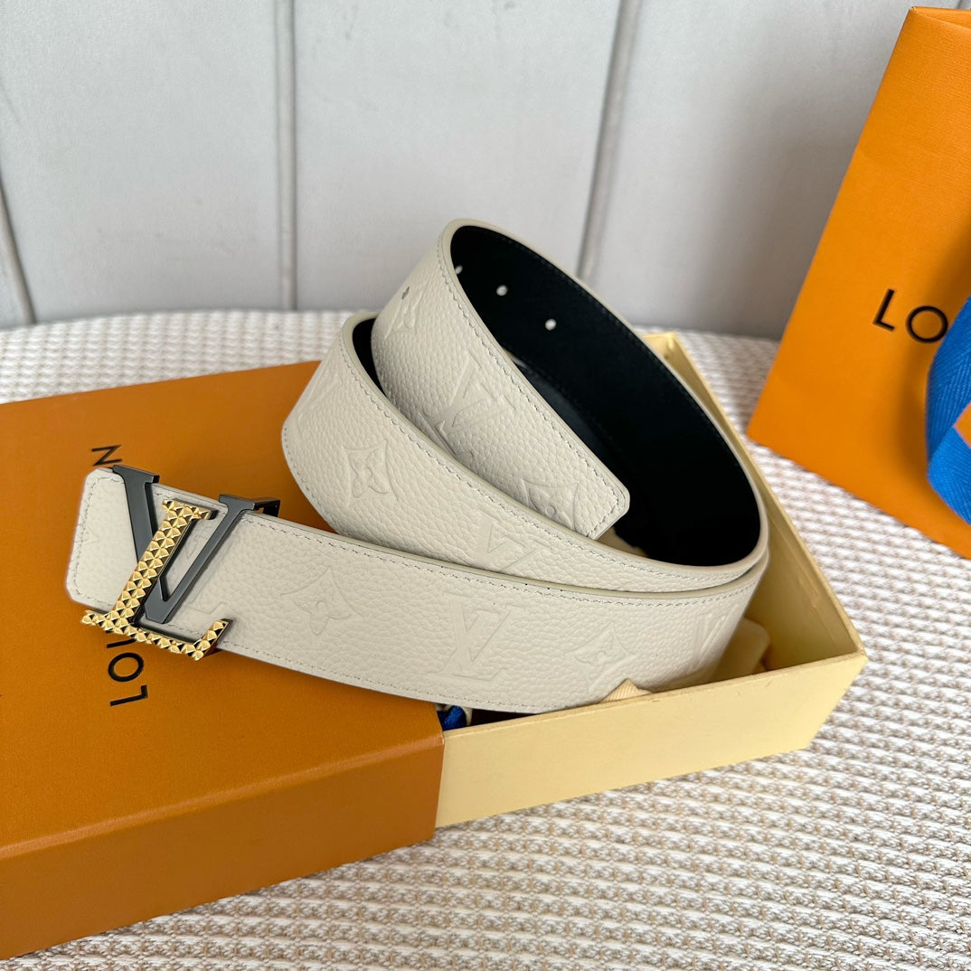 14E133PDE Stylish High quality belt With full package