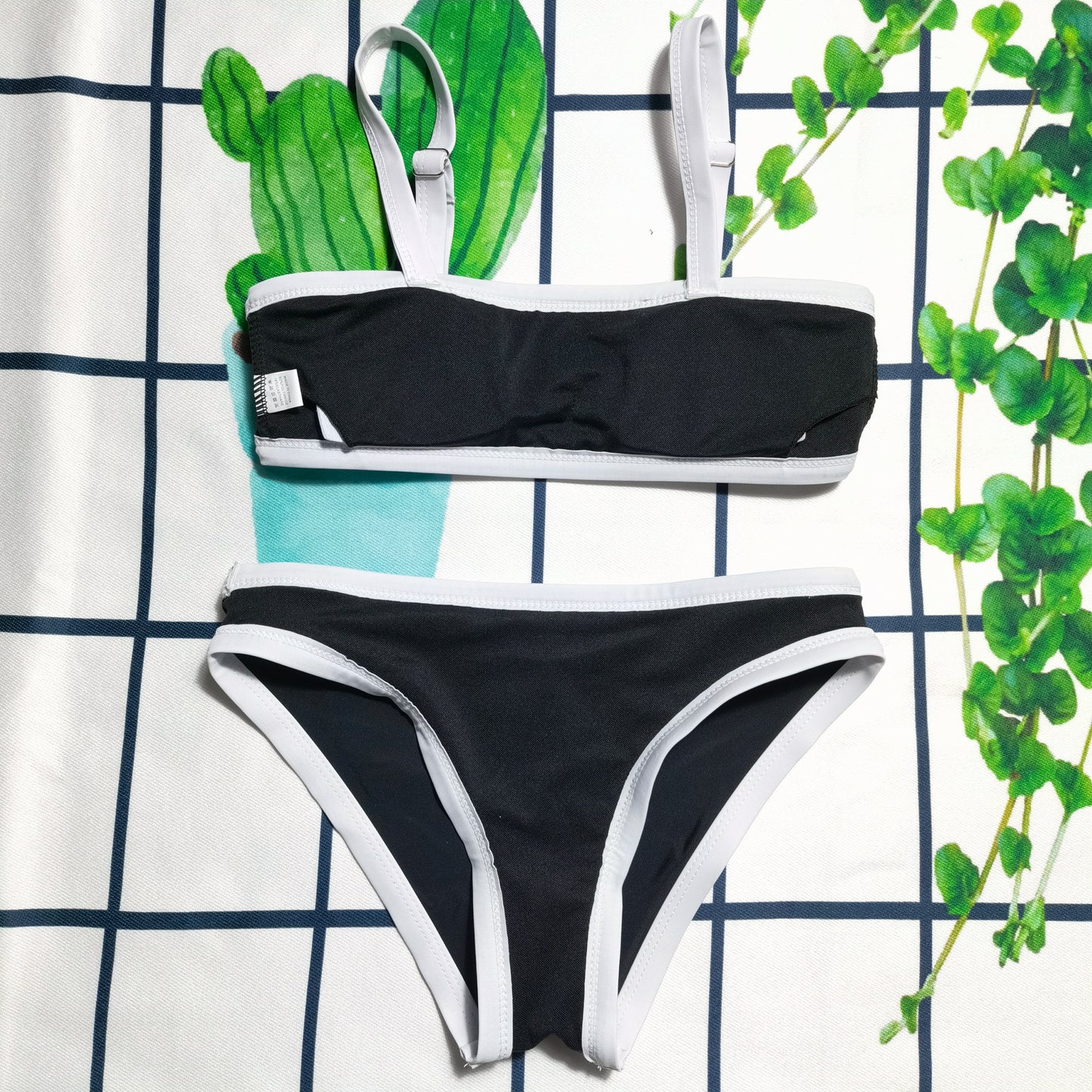 14C229YDE Stylish Bikini swimsuit