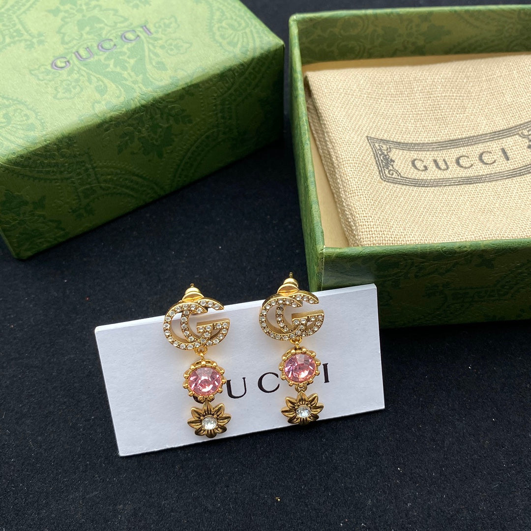 14B1095EDE Stylish Earrings