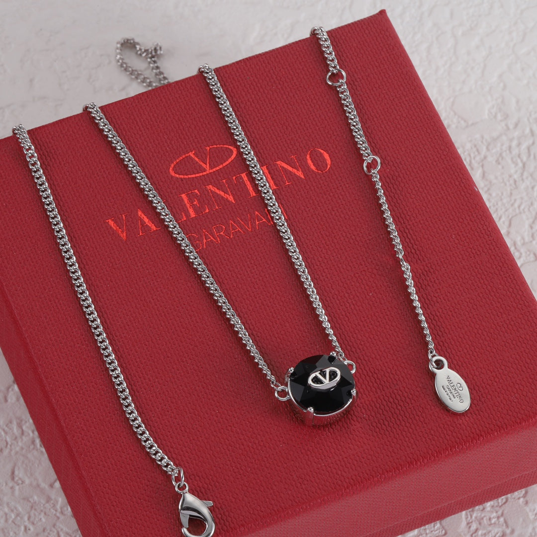 14VL577XDE Stylish Earrings Rings Bracelets Necklaces