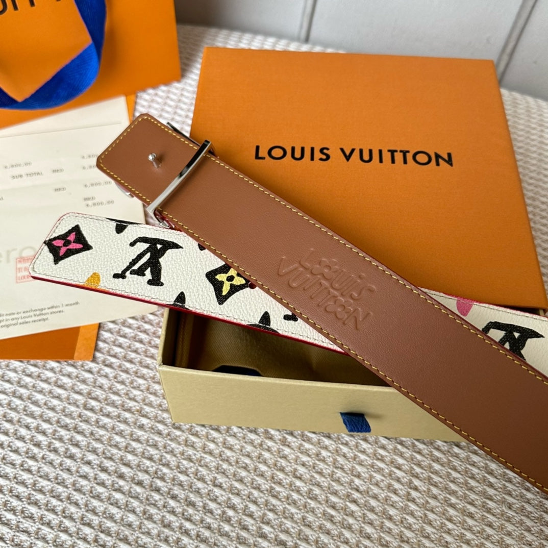 14E45PDE Stylish High quality belt With full package