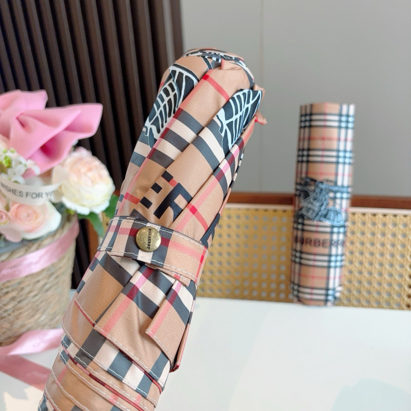 15RR126SDE Stylish UV resistant umbrella