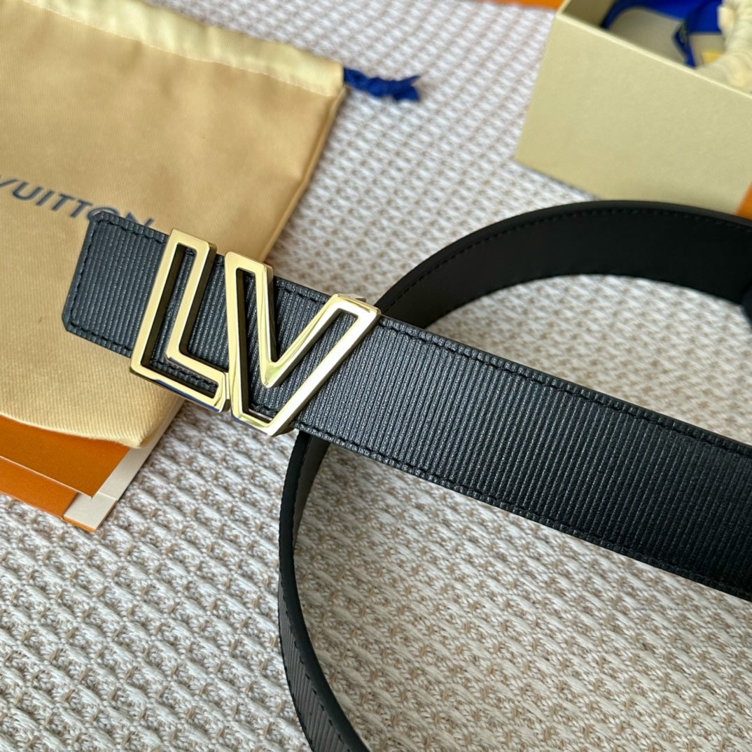 14E143PDE Stylish High quality belt With full package