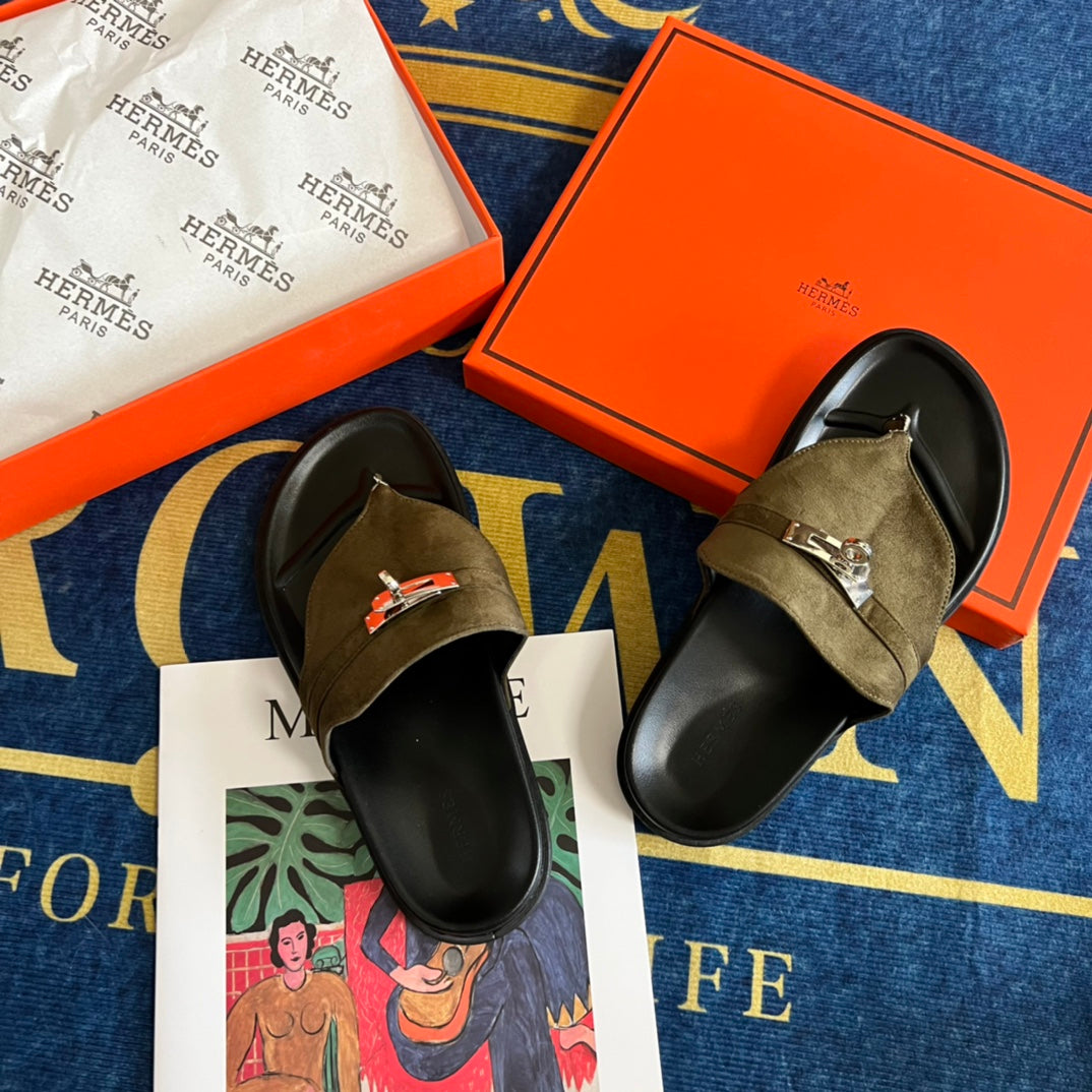 14H3ZDE Stylish Slippers