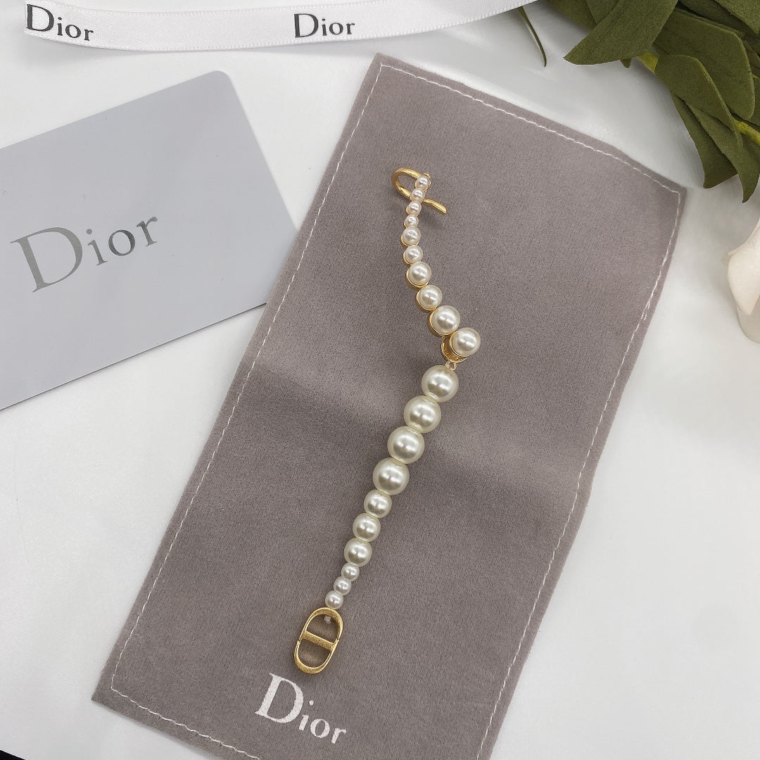 1YD425EDE Stylish Earrings