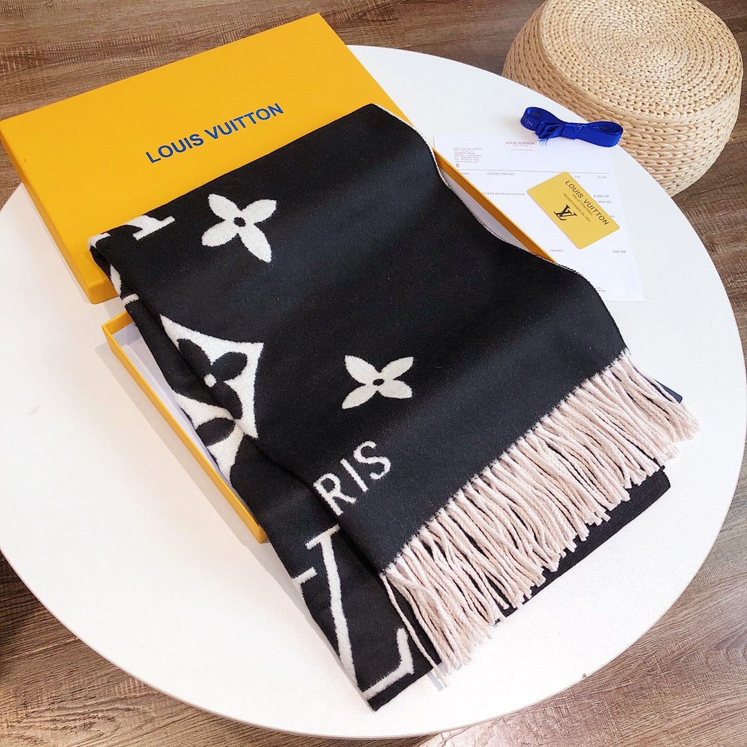 175RE46WDE Stylish Winter Scarves