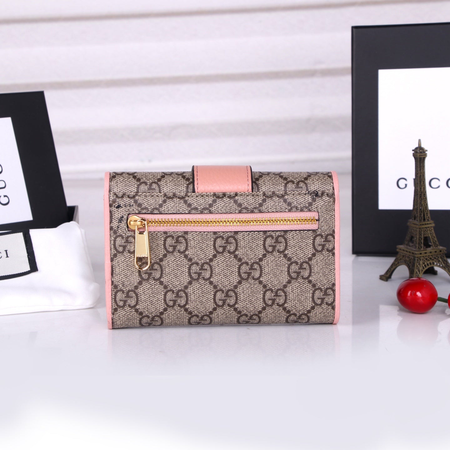155NB52BDE Stylish leather bag