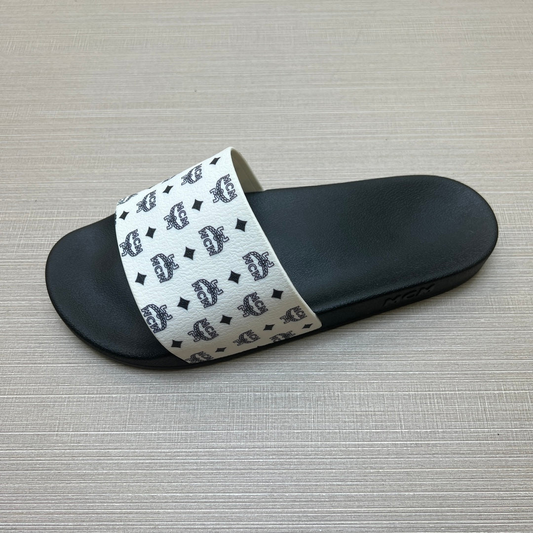 54M46ZDE Stylish slippers