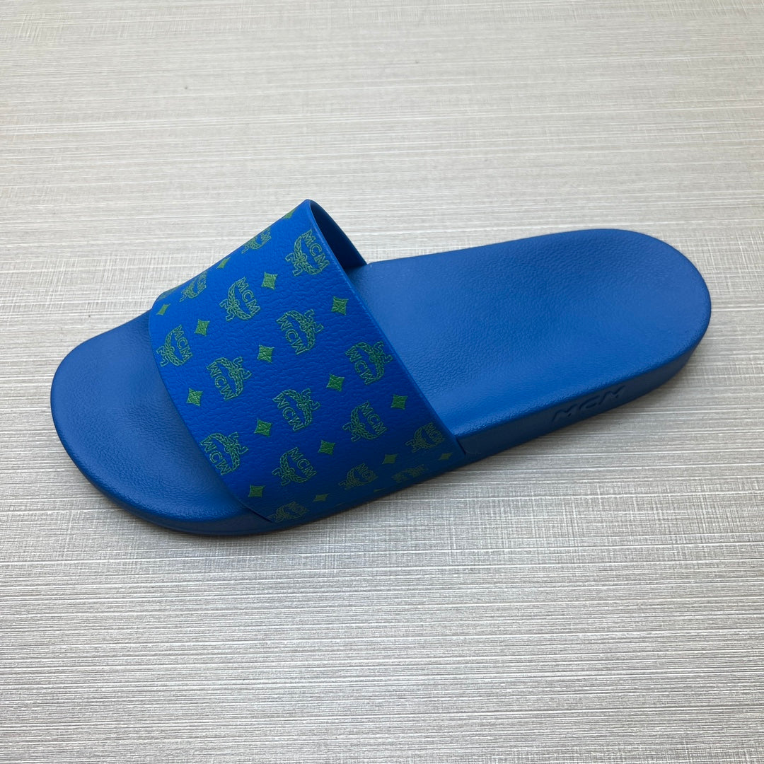54M47ZDE Stylish slippers