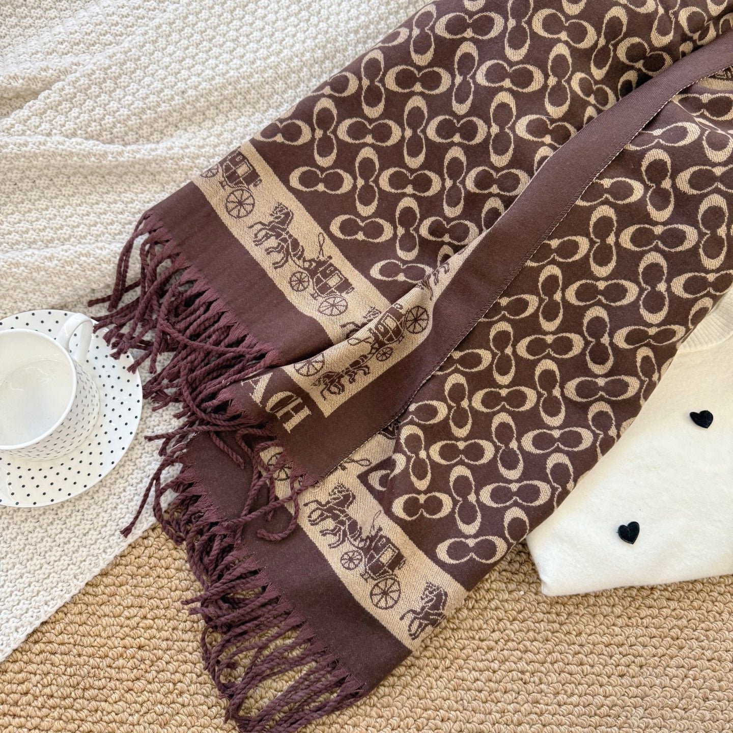 185ZH67WDE Stylish Winter Scarves