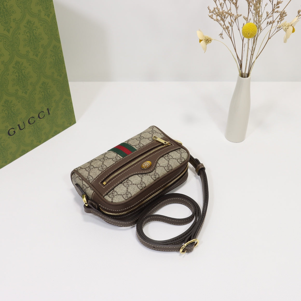 XB18BDE Stylish leather bag
