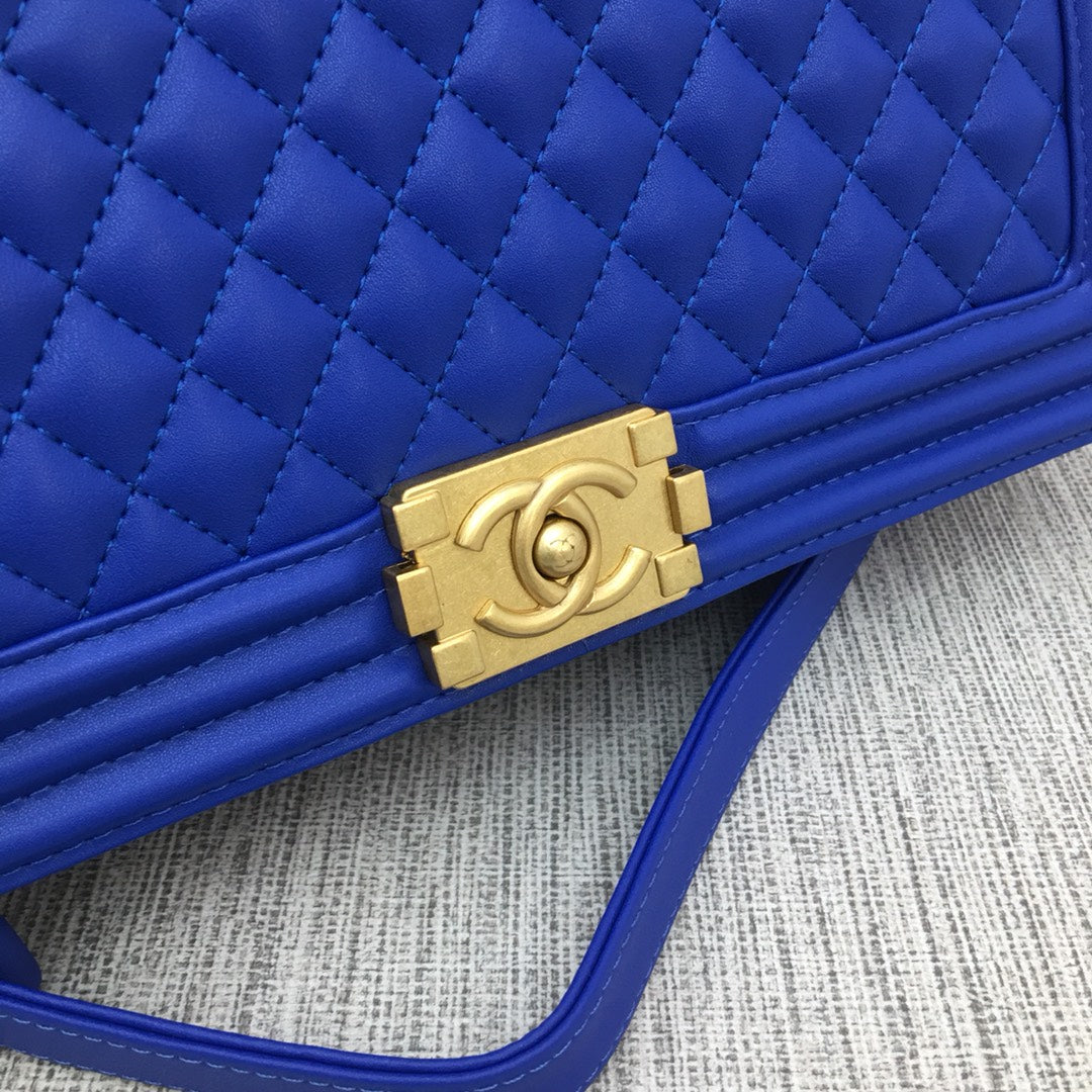 5C60BDE Stylish leather bag