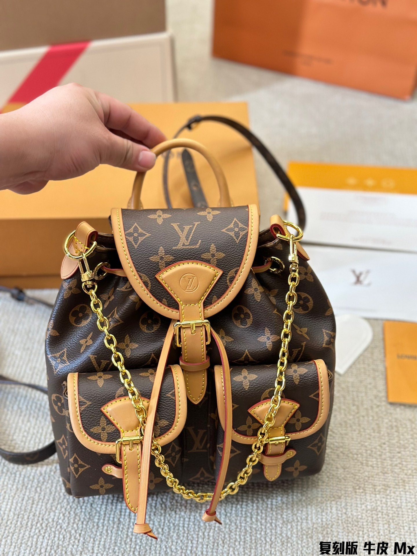 6XE248BDE Stylish leather bag