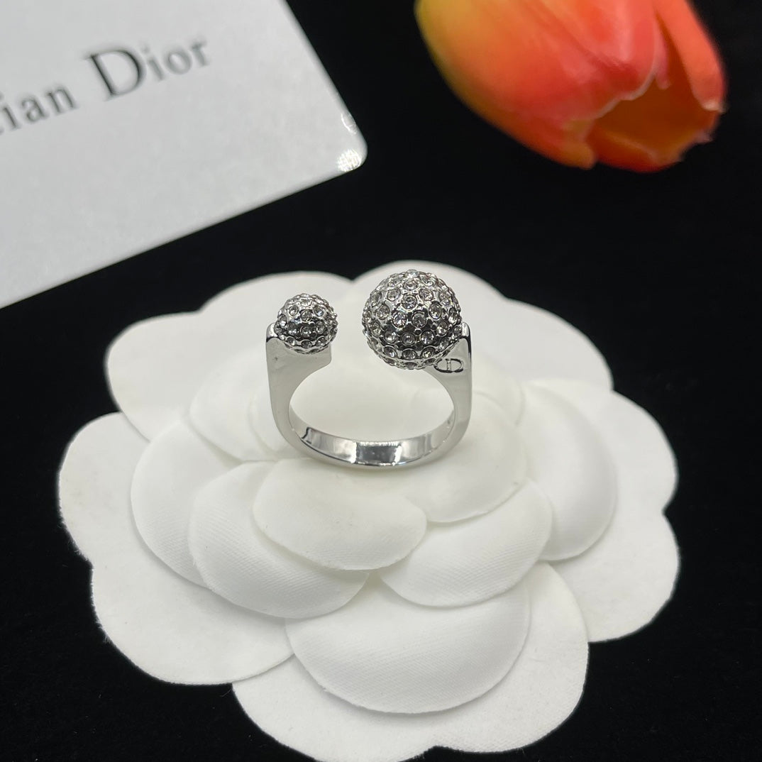 14D770JDE Stylish rings