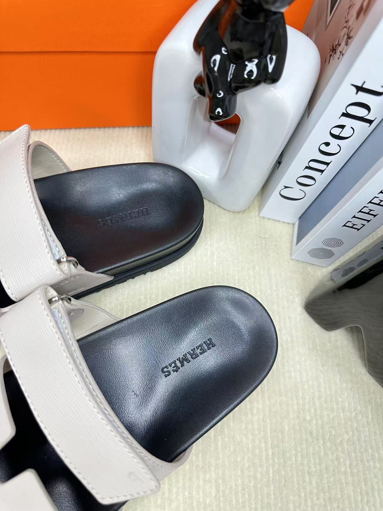 255QH28ZDE Stylish leather shoes