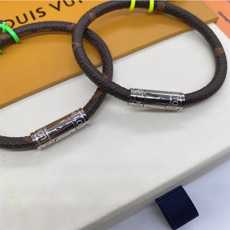 3E225KDE Stylish Bracelets