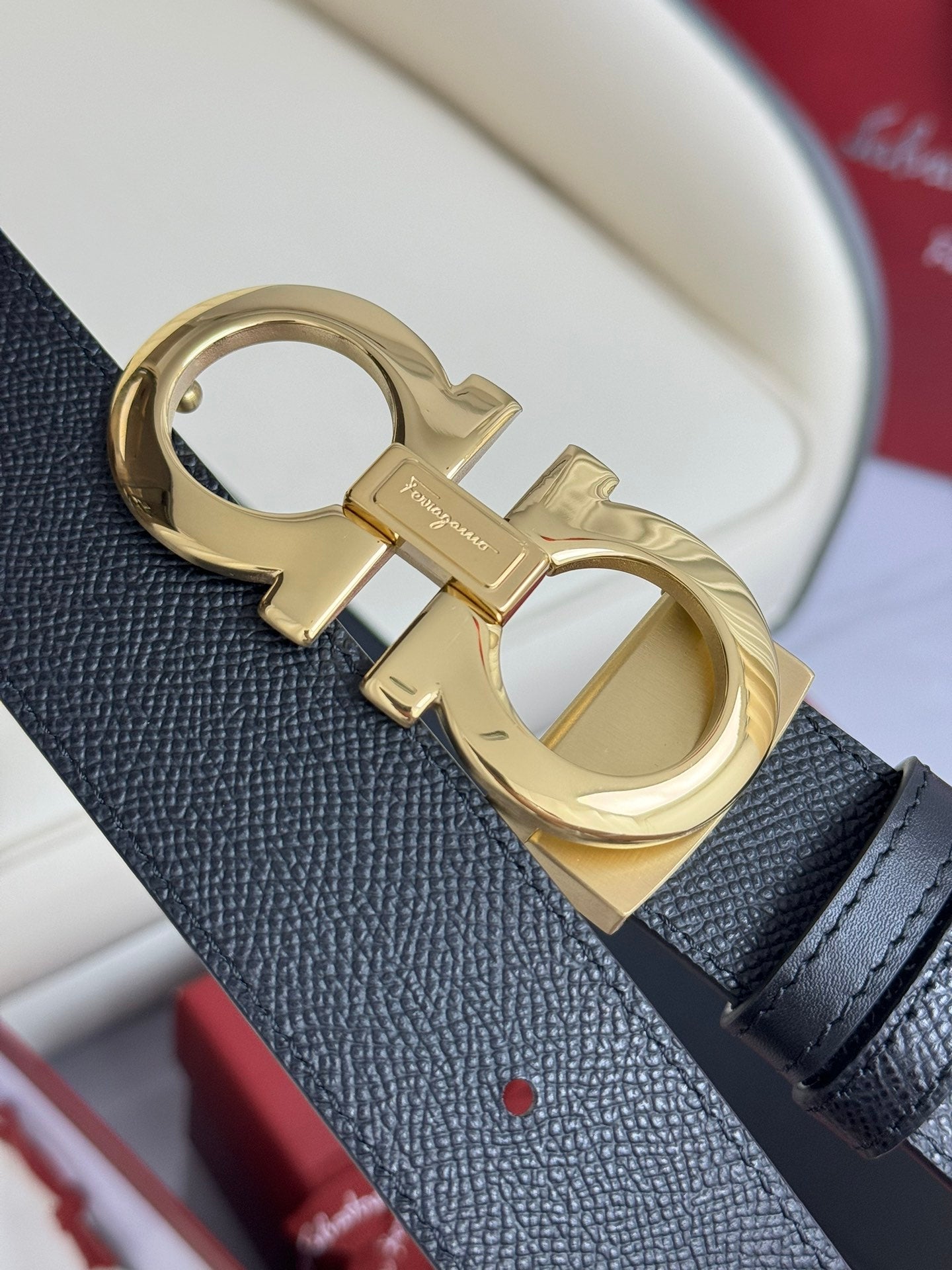 1WA170PDE Stylish High quality belt With full package