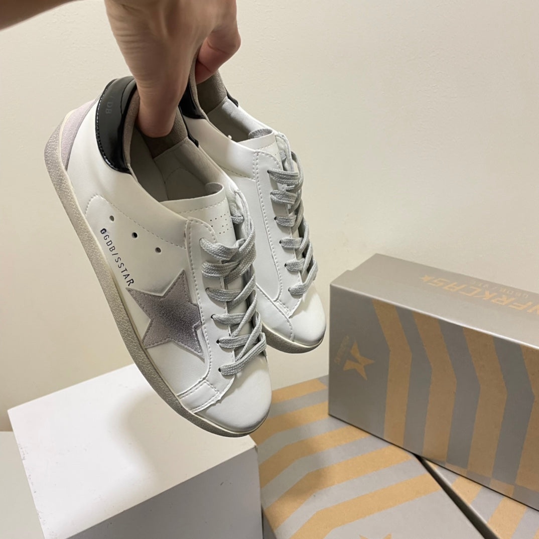 14GE114ZDE Stylish shoes