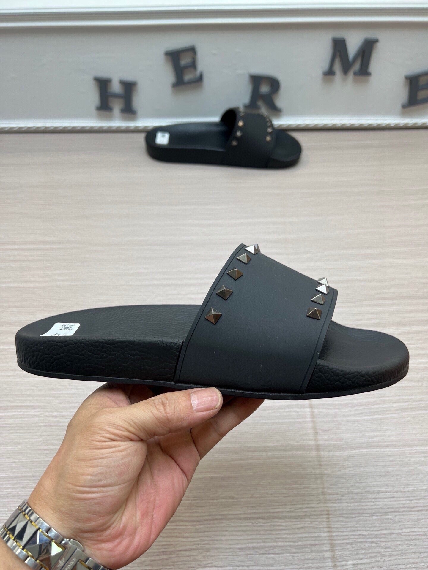 54VL52ZDE Stylish slippers