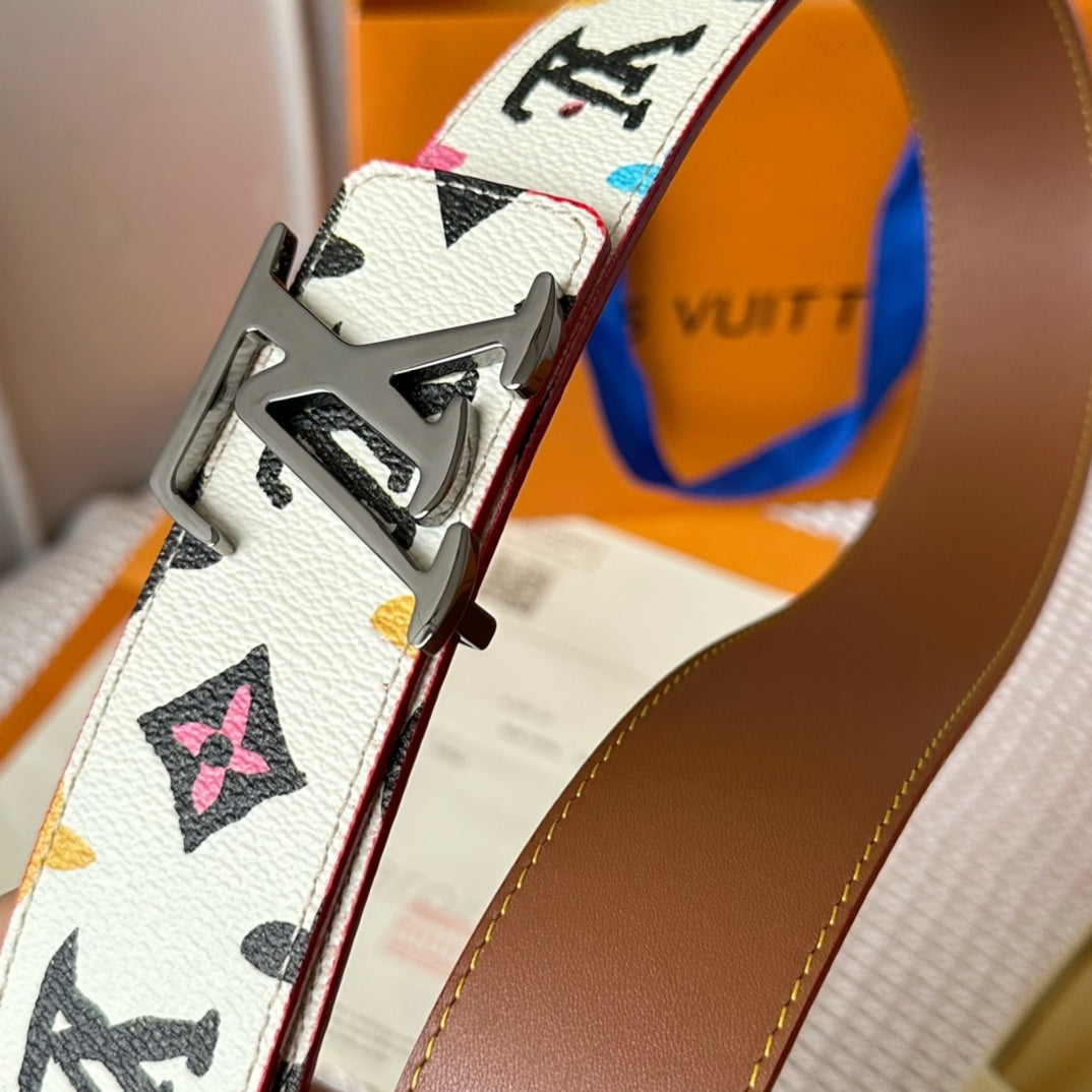 14E45PDE Stylish High quality belt With full package
