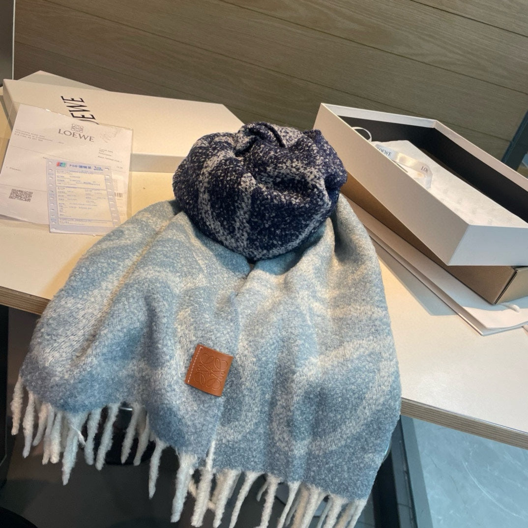 185ZA31WDE Stylish Winter Scarves