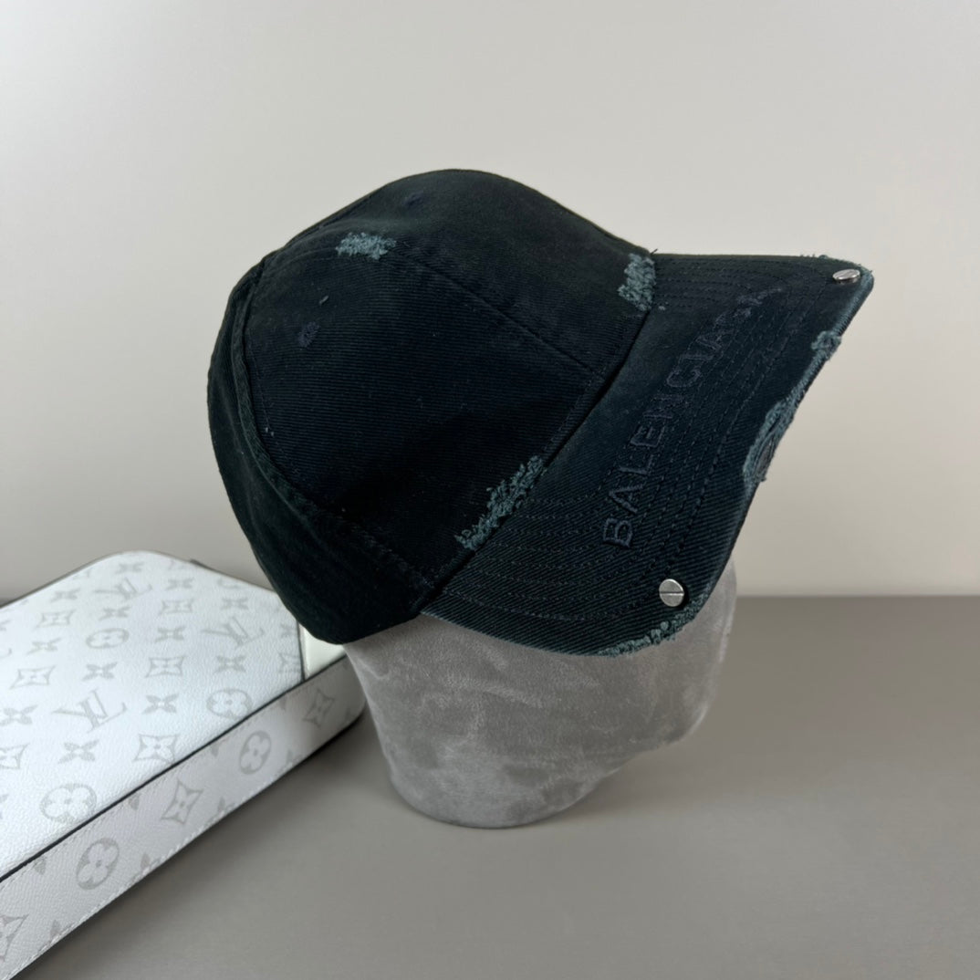 125ZJ529MDE Stylish hats