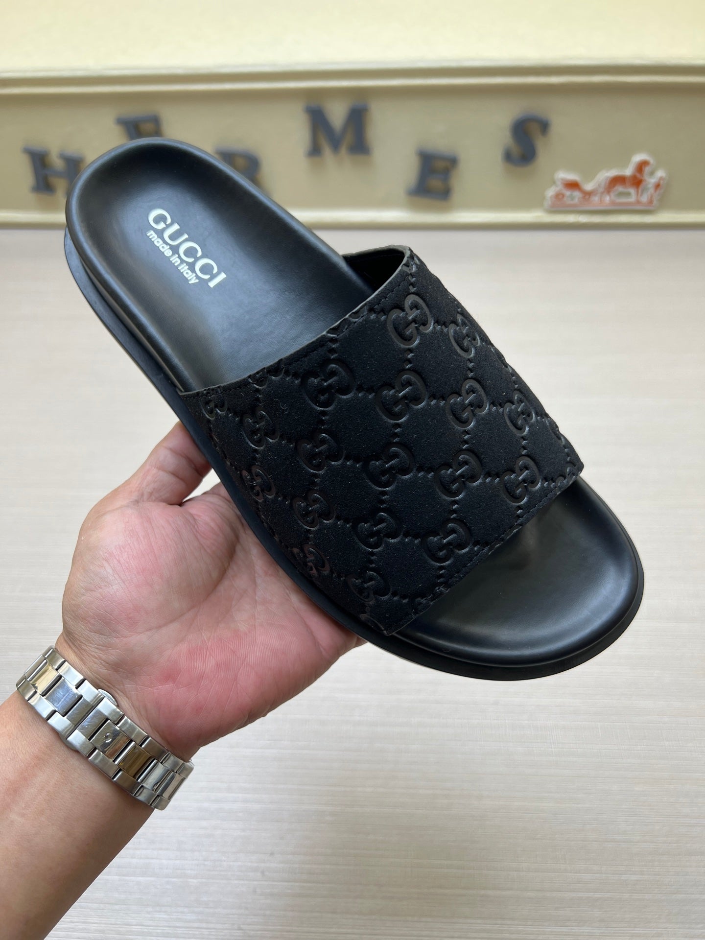 5QB15ZDE Stylish Slippers