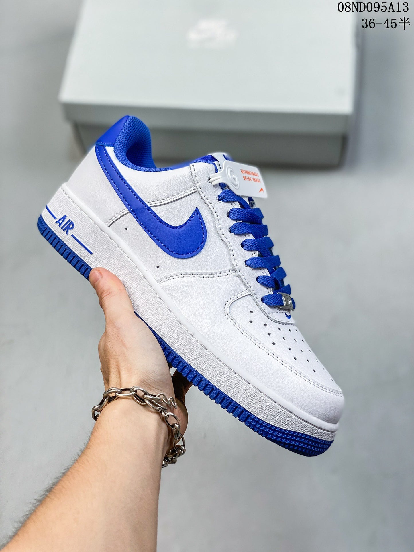4YN33ZDE Stylish Sneakers (No Box, August-October Big Sale)