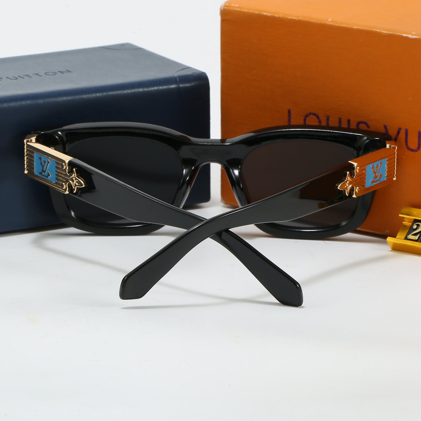 285RE41TDE Stylish Sunglasses