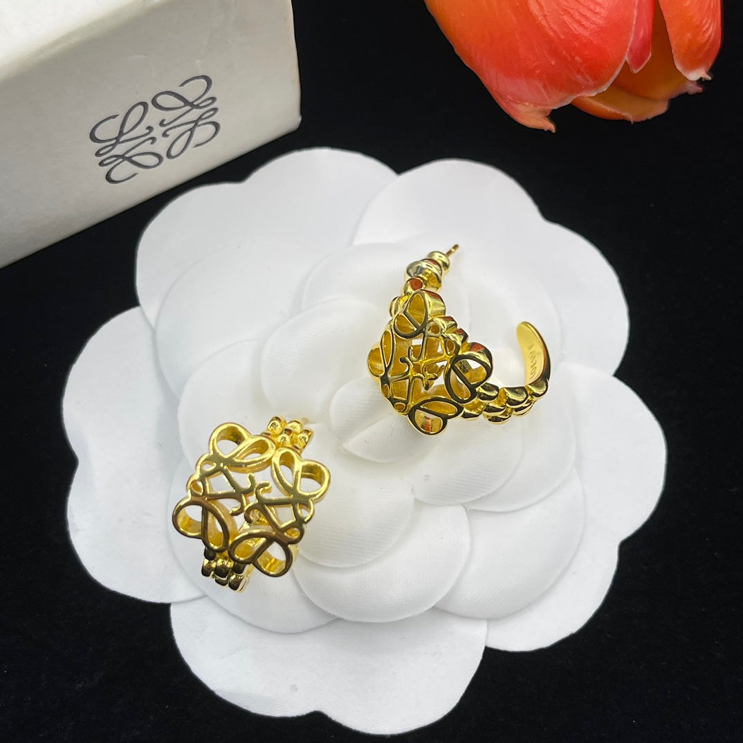 14A756KDE Stylish Earrings Bracelets Necklaces