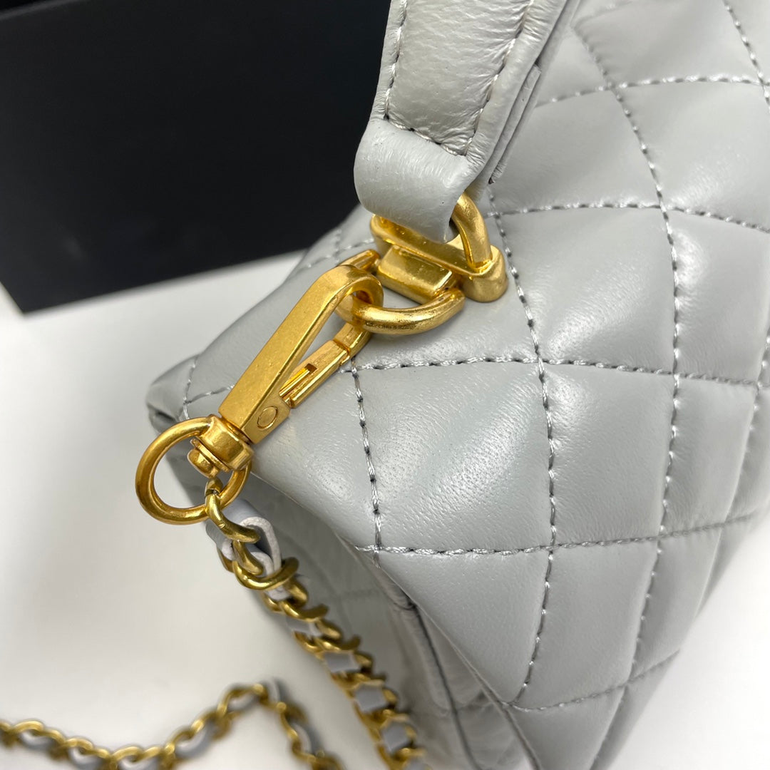 1XC23BDE Stylish leather bag