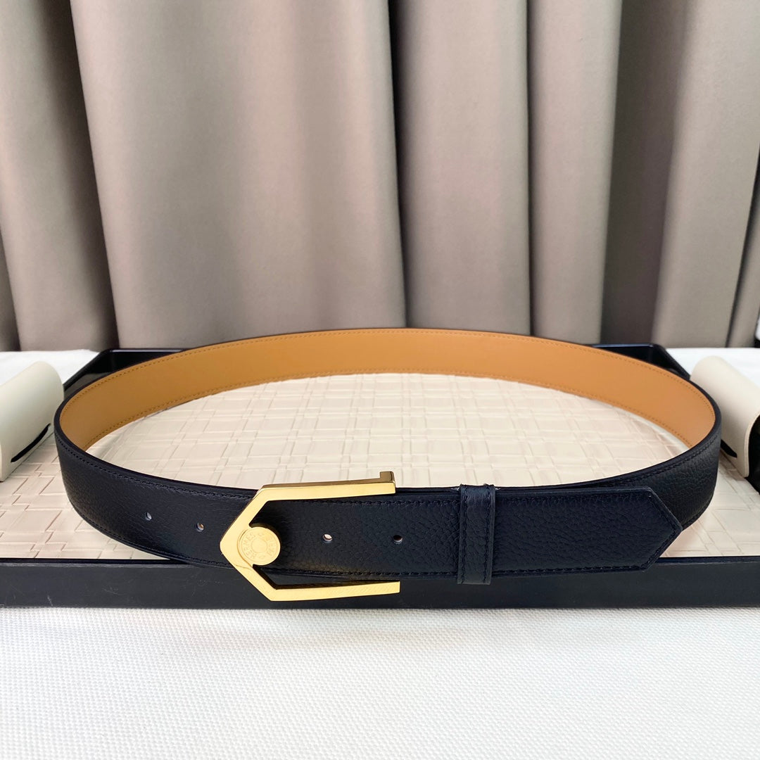 14H107PDE Stylish High quality belt With full package