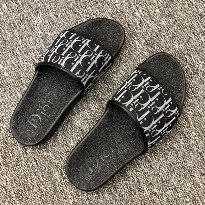 54D50ZDE Stylish slippers