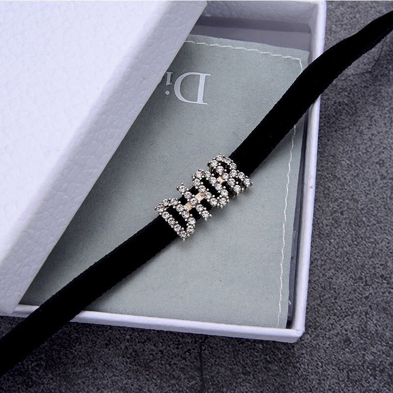 3D663XDE Stylish Necklaces