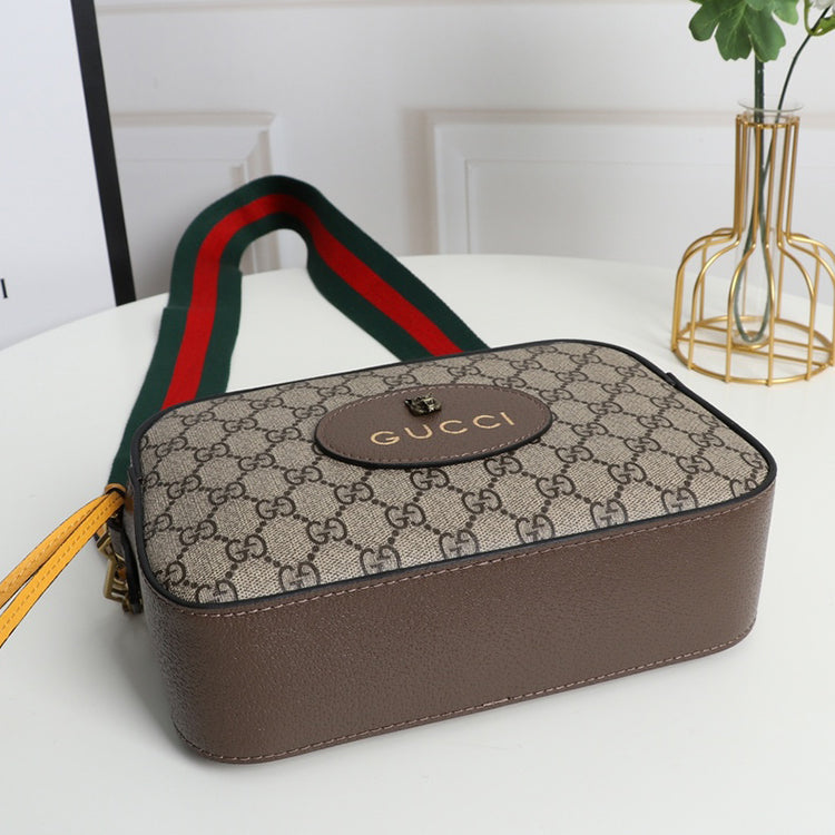 AB027BDE Stylish leather bag