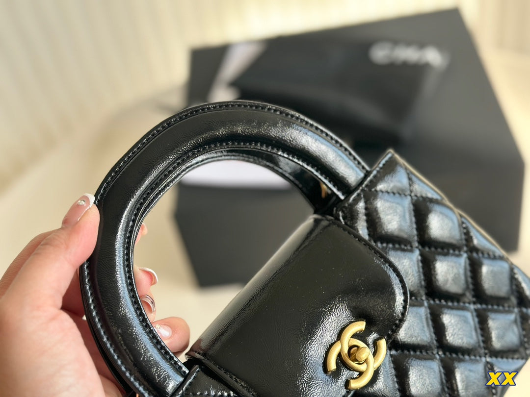6XC423BDE Stylish leather bag